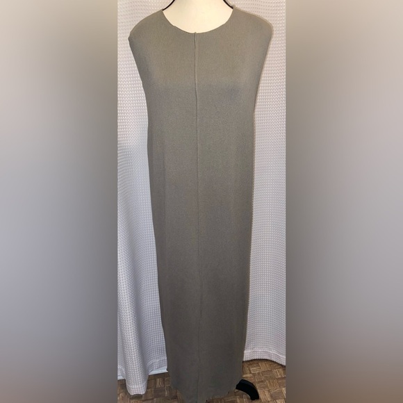 Women’s ZARA oversized kaki green knit deep V open back maxi dress Size small - Picture 4 of 15
